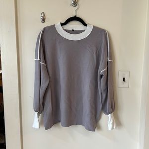 Oversized soft sweater medium